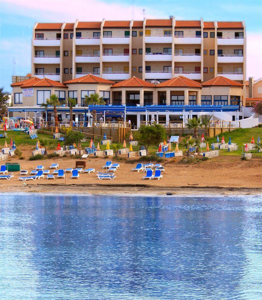 Myroandrou Beach Hotel Apartments Pernera Exterior photo