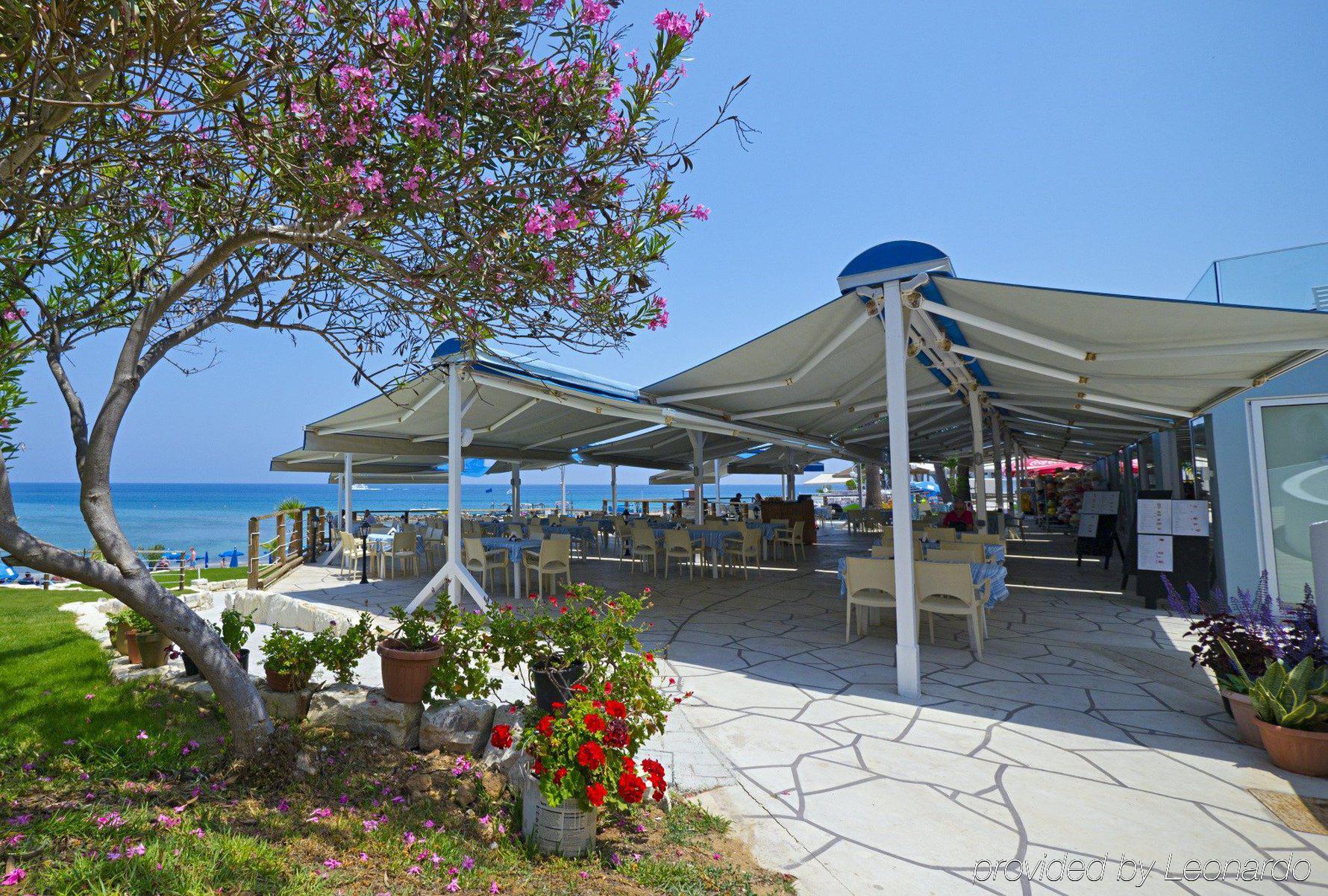 Myroandrou Beach Hotel Apartments Pernera Exterior photo