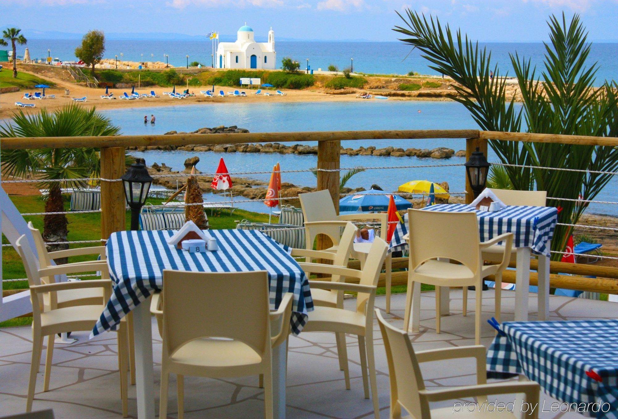 Myroandrou Beach Hotel Apartments Pernera Exterior photo